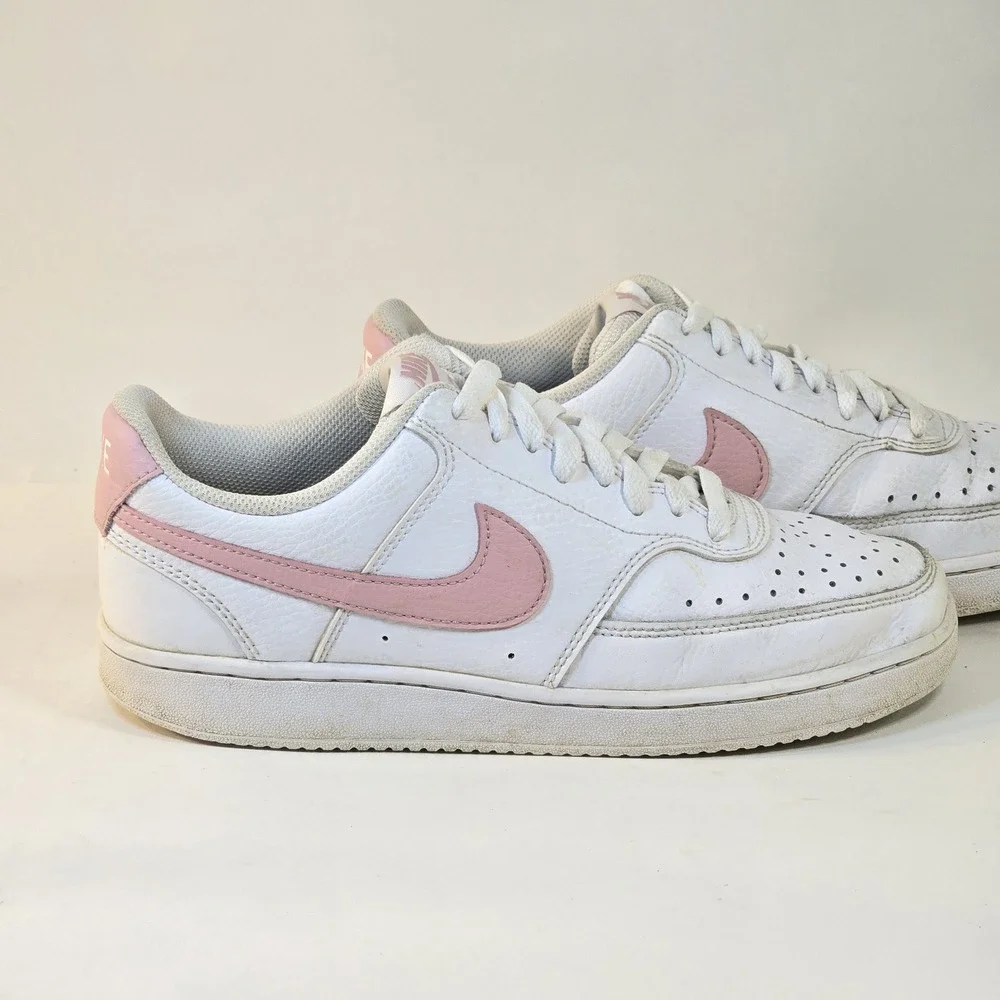 Nike White and Pink Low-Top Athletic Shoes